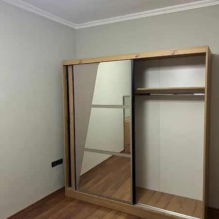 Elins 4, Family Comfort *